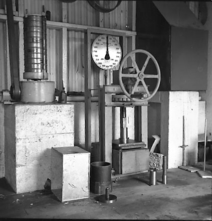 g. Interior of Laboratory at Corporation Yard