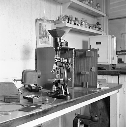 h. Interior of Laboratory at Corporation Yard