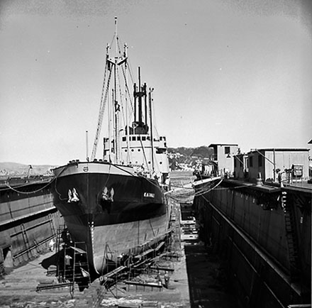 i. Floating dock, Aotea Quay