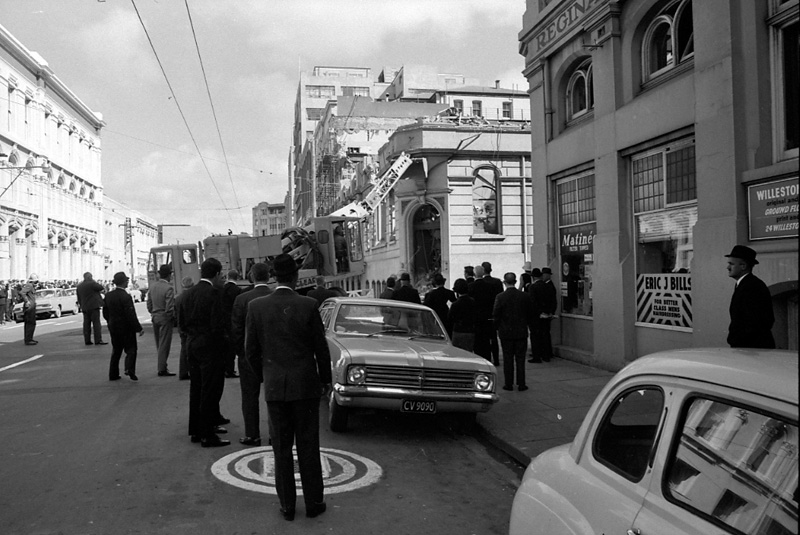 a. Demolition, Bing Harris building, Victoria-Willeston Streets