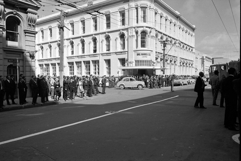 b. Demolition, Bing Harris building, Victoria-Willeston Streets