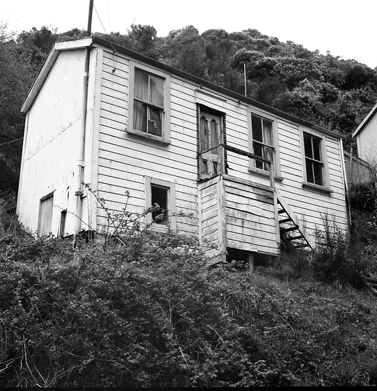 k. Various old dwellings, see log