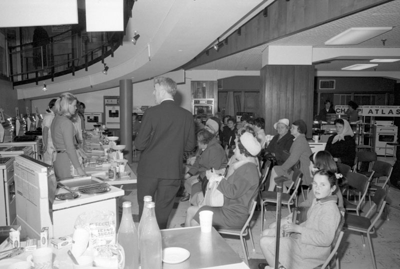 i. Cooking contest in MED showrooms