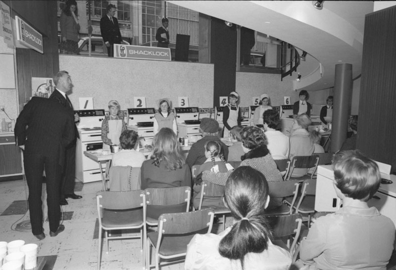 n. Cooking contest in MED showrooms