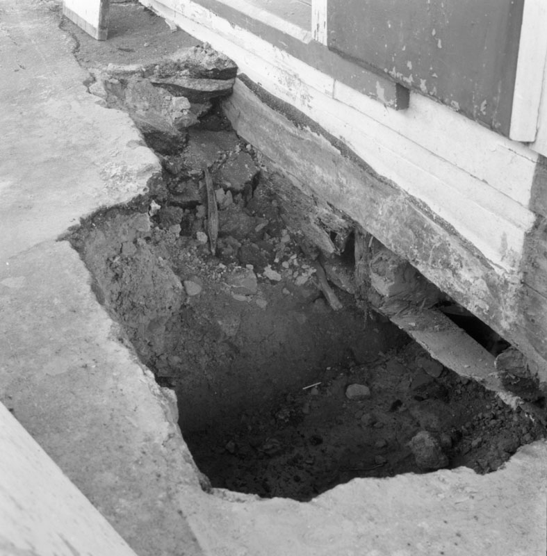 g. 25 Hawker St - excavations prior to repair of shop foundations and basement