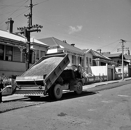 d. Road Surfacing, Ellice Street, Mount Victoria