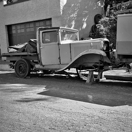 b. Parked motor vehicles, Balfour Street