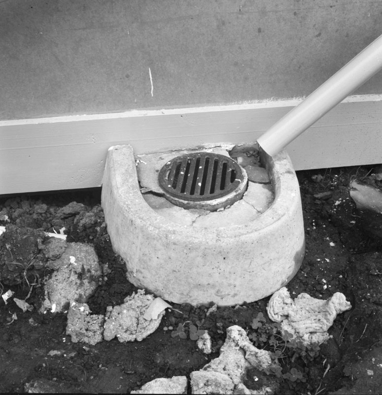 h. No 60 Austin St. illegal plumbing and building (Mr CT Jones)