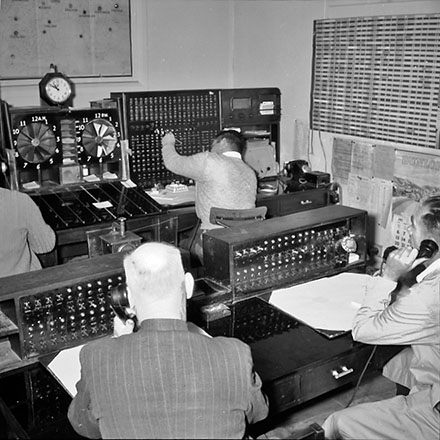 h. Office of Wellington Taxis, Vivian Street