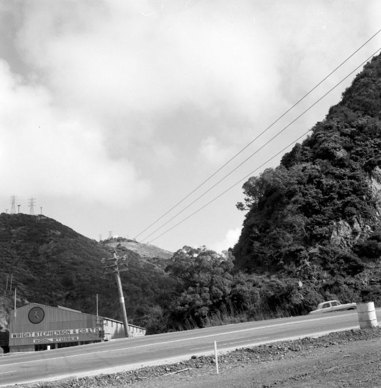e. Ngauranga Gorge, excavation for harbour fill