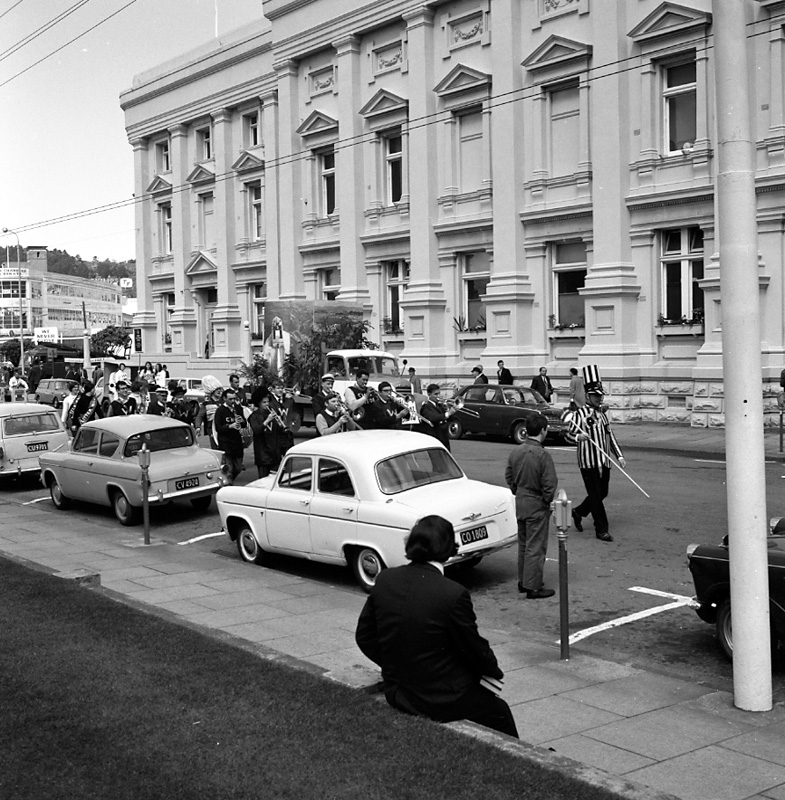 h. Anti-litter parade