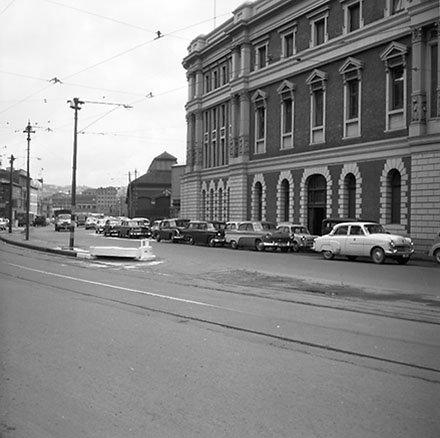 c. Streetscape, Jervois Quay, Customhouse Quay