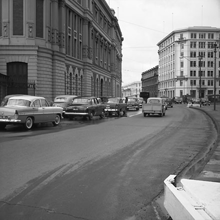f. Streetscape, Jervois Quay, Customhouse Quay