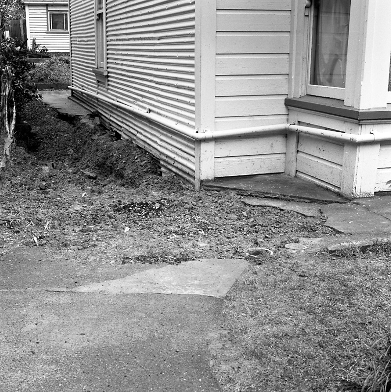 d. No 44 Devon St, drainage