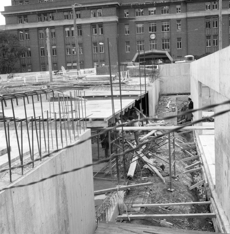 c. Pedestrian subway, Lambton Quay to Railway Station