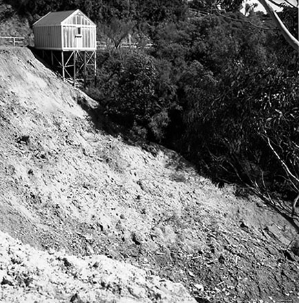 a. Site of Rubbish Tip, Kelburn School