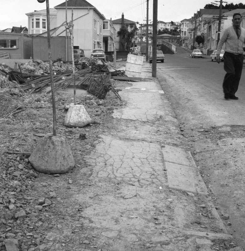 h. Hopper St, condition of footpath