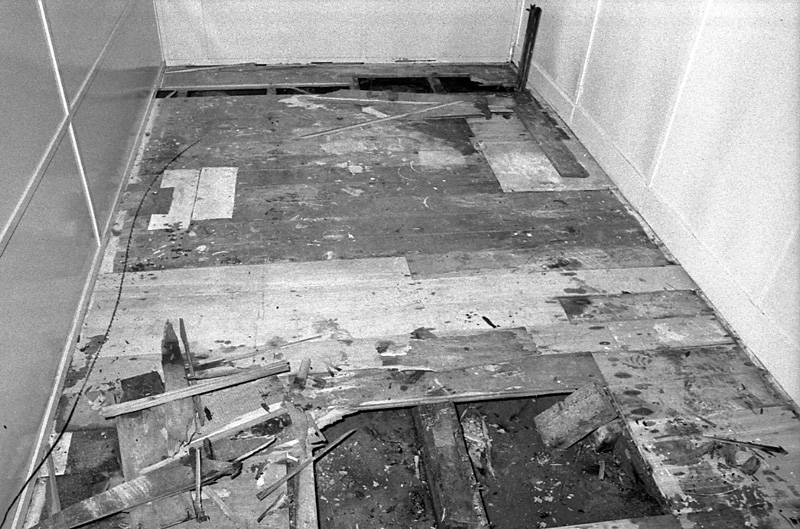 b. Blocked drain, No 251 Queens Drive