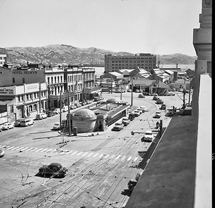 a. Streetscape, Kent Terrace and Courtenay Place Streetscape, Town Hall, Lower Cuba Street