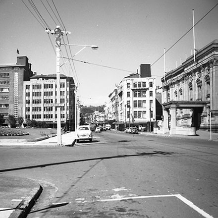 d. Streetscape, Kent Terrace and Courtenay Place Streetscape, Town Hall, Lower Cuba Street