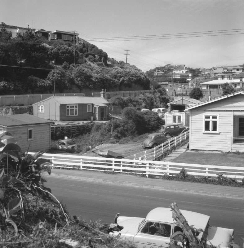 b. No 96 Newlands Rd; cars on section