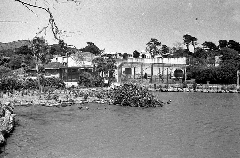 l. Zoo miniature railway