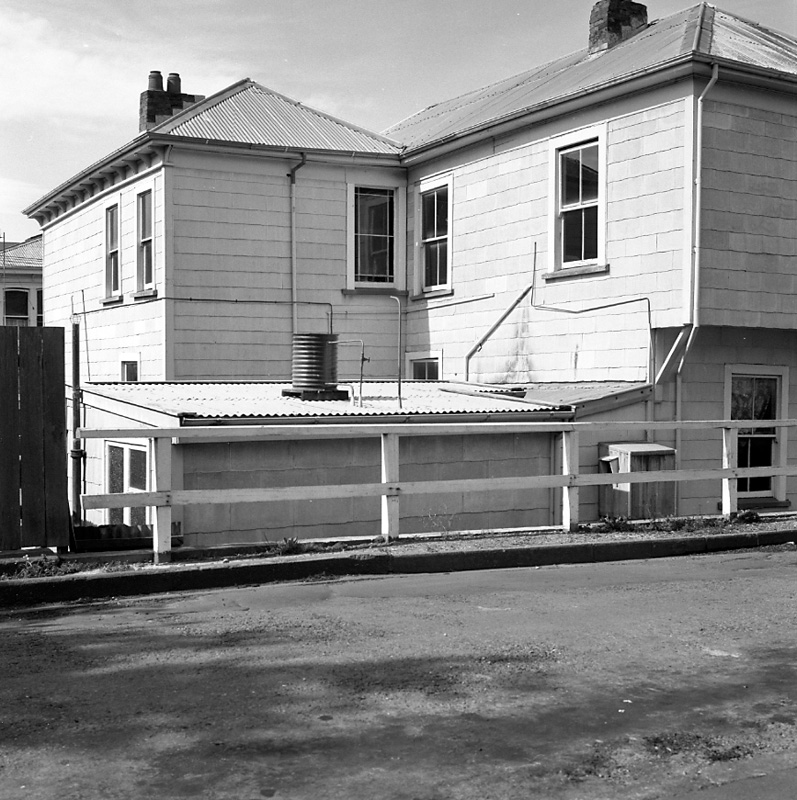 d. No 11 Arlington St