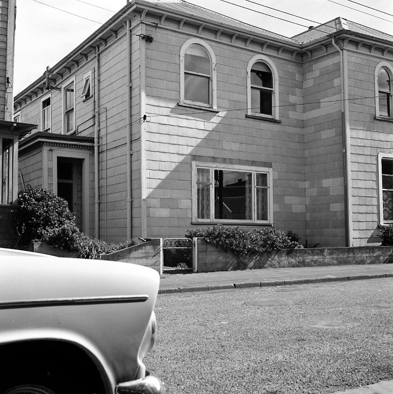 e. No 11 Arlington St