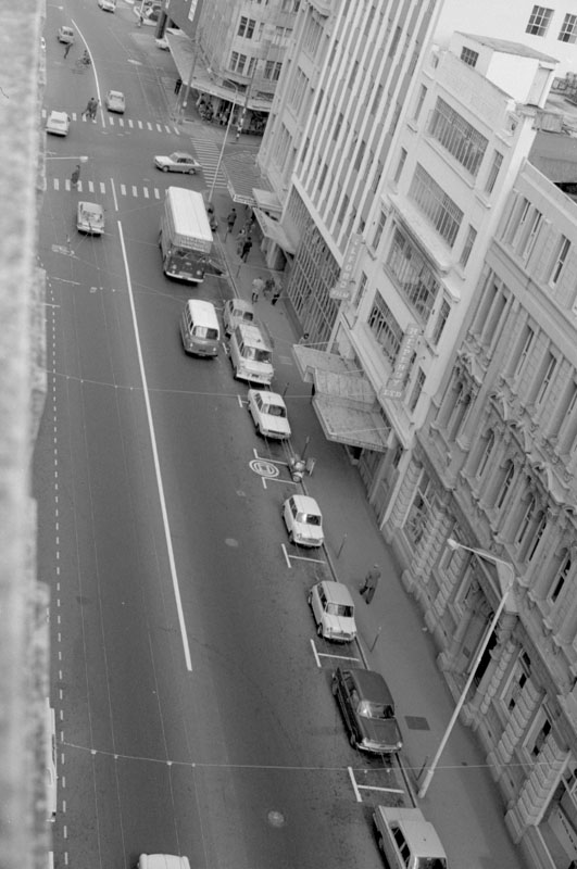 k. Sunken garden, corner Mercer Street and Victoria Street