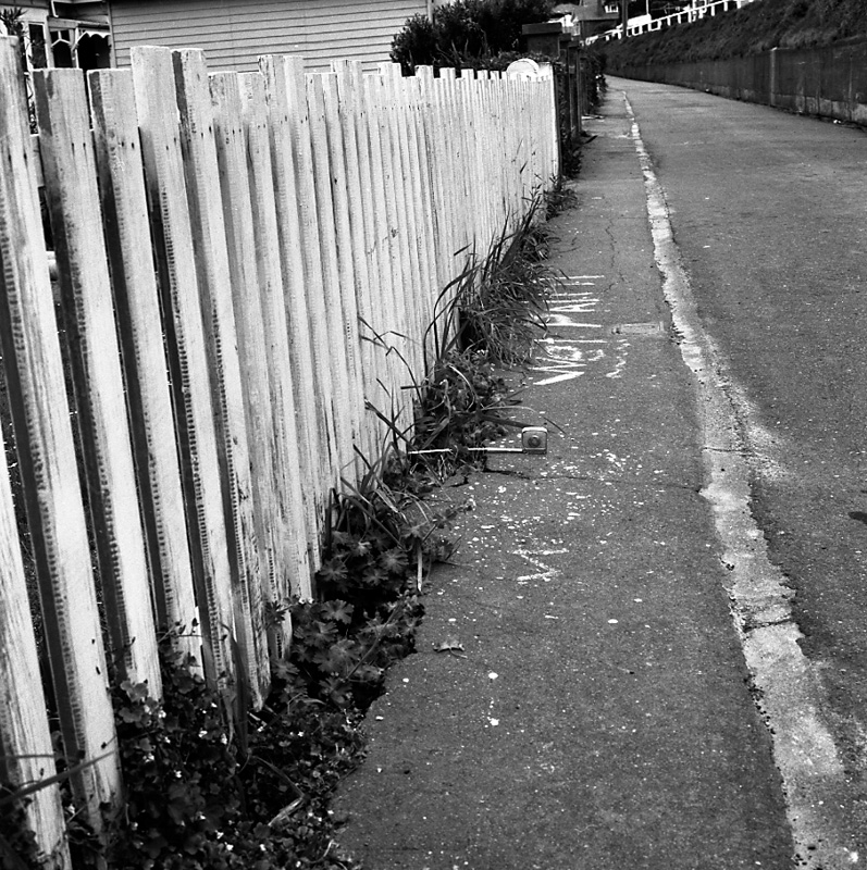 d. No 128 Clyde St, Footpath