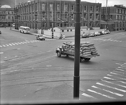 h. Streetscape, Bunny Street intersection