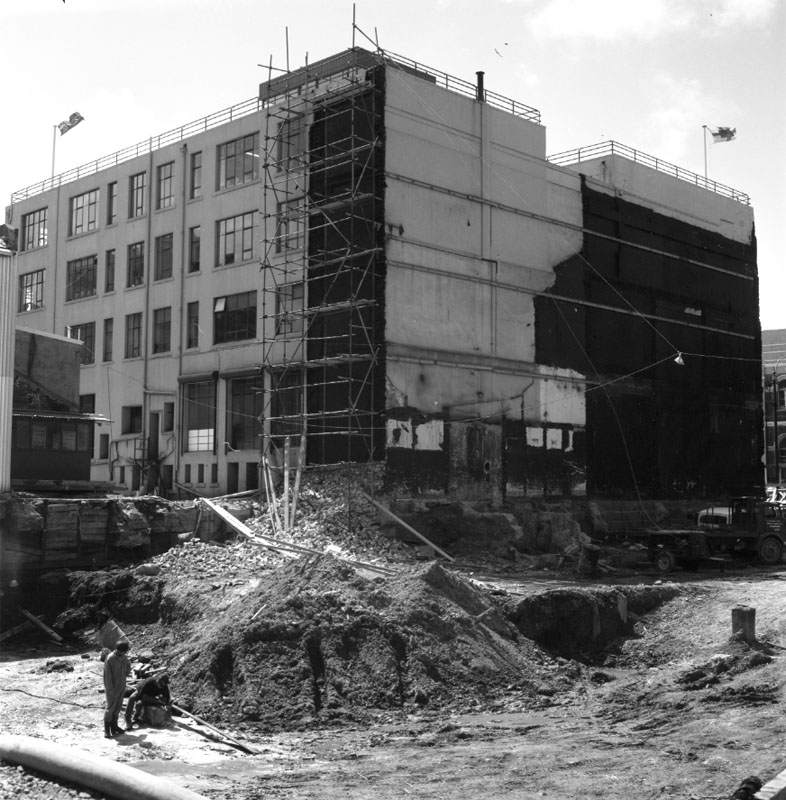 a. Cnr Ballance Street and Customhouse Quay; NZ Shipping Co - Maritime building; Nat Mortgage Contract - Cubitt Wells