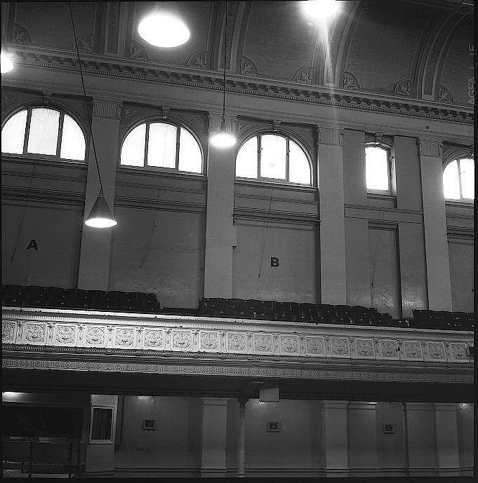 b. Town Hall, interior decorating