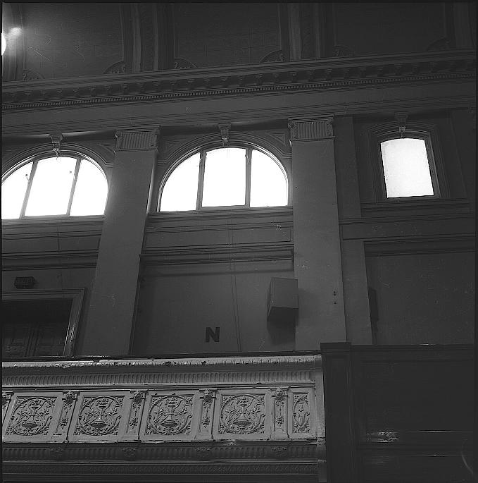 h. Town Hall, interior decorating