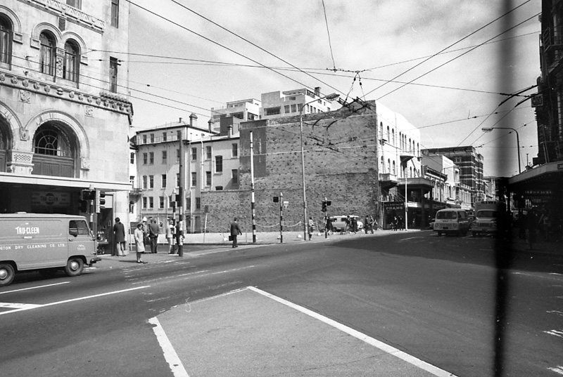 v. Willeston St, vacant land
