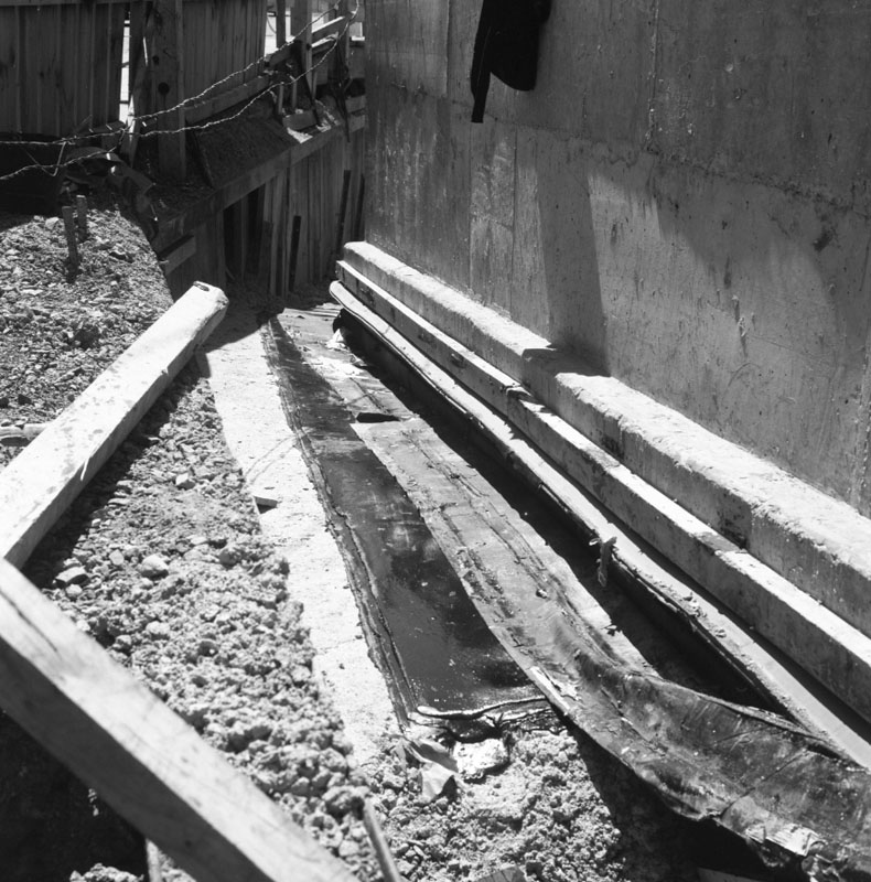 a. Pedestrian subway, Lambton Quay to Railway Station