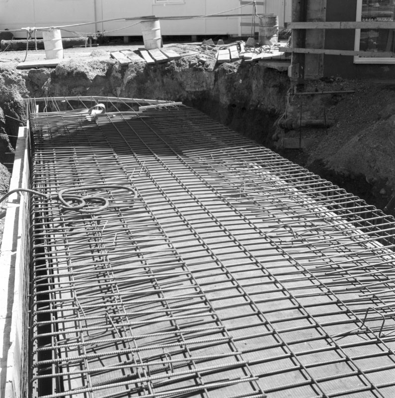 e. Pedestrian subway, Lambton Quay to Railway Station
