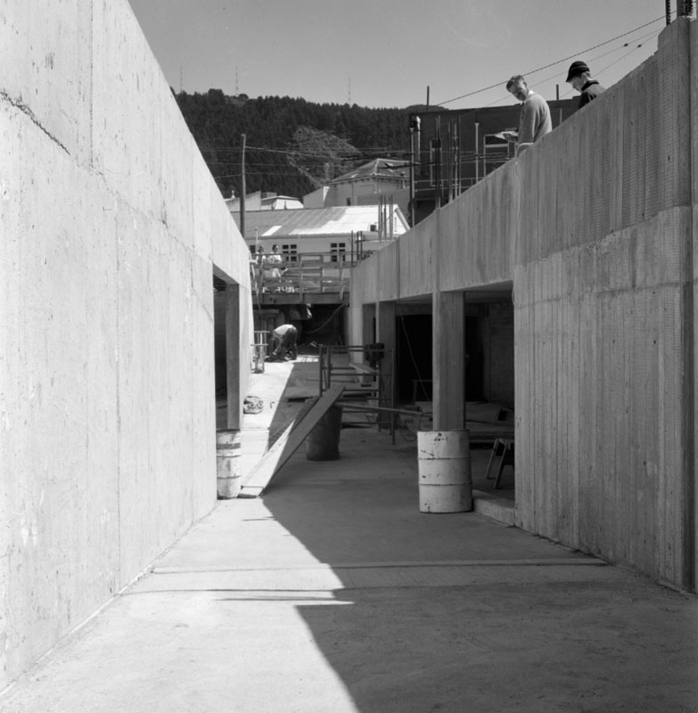 g. Pedestrian subway, Lambton Quay to Railway Station