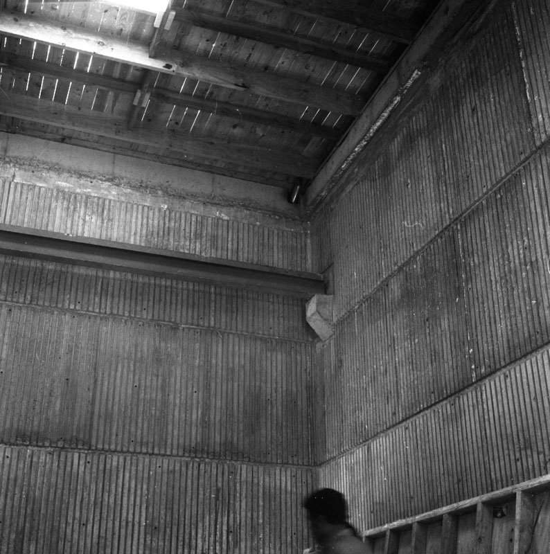 b. Haywards, Waterworks pumping station. Reservoir: Haywards, Waterworks pumping station, laying pipes