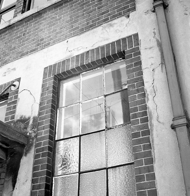 t. Inspection of damage to buildings, Corporation yard