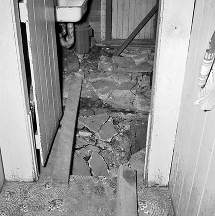 d. Sub Standard Dwelling, 112 Brougham Street