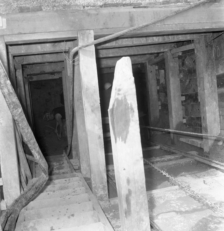 f. Windsor Place, drainage tunnel