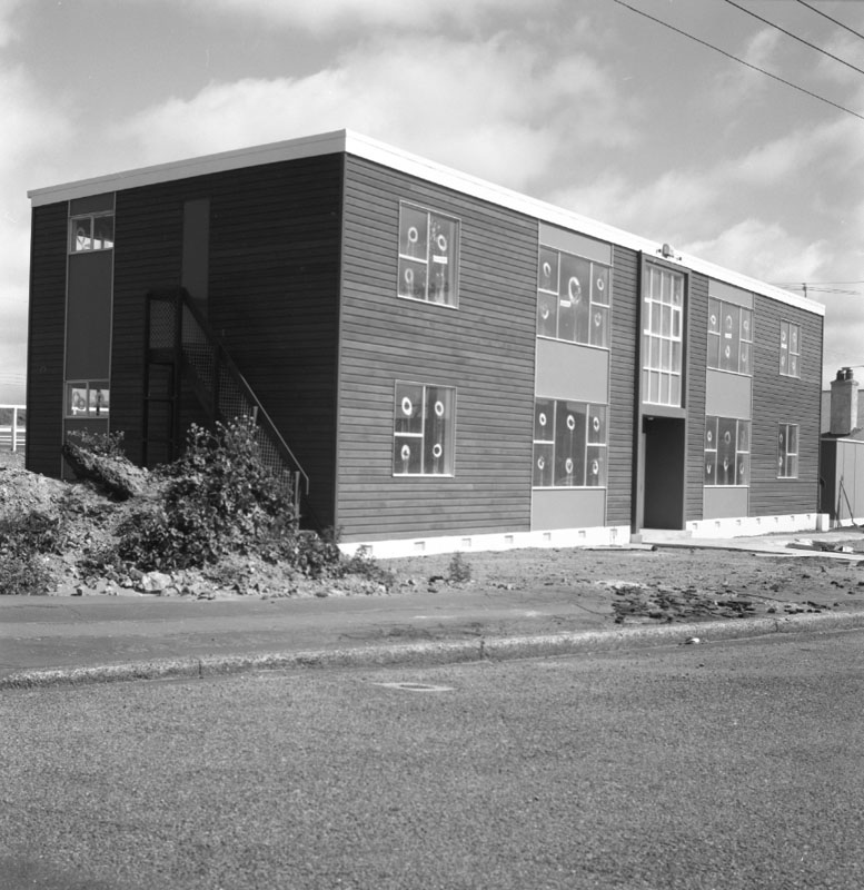 a. Flats, Miro St