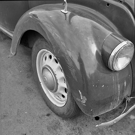 b. Damaged Motor Vehicle, Sussex Street