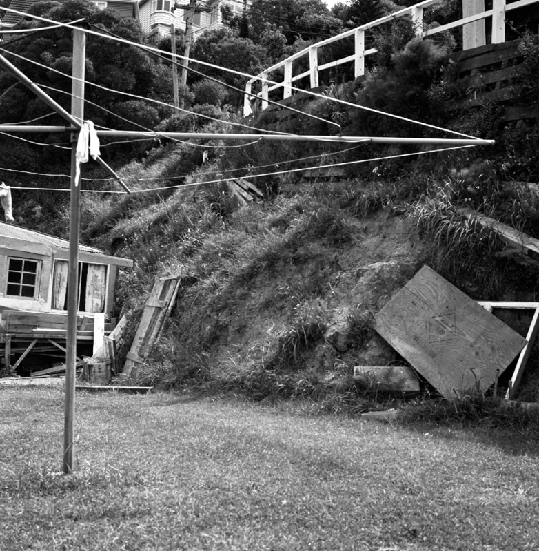 f. No 440 Evans Bay Parade, Alleged accident, cribwall