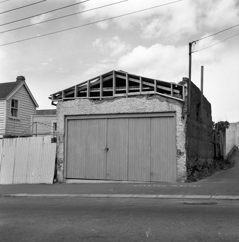 c. Mackay Motors, No 2 Sussex St