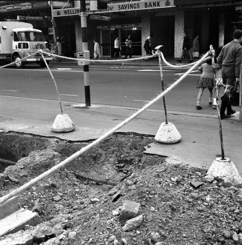 a. Cyril Cole Sign, cnr Stella Gve and Newlands Rd