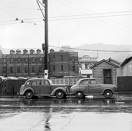 b. Motor vehicles, Waterloo Quay