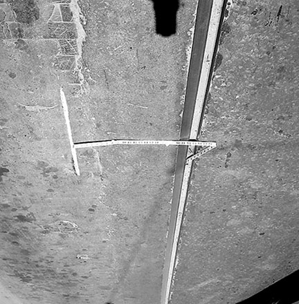 a. Tram tracks, Vivian Street