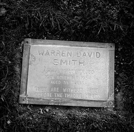 i. Lawn Cemetery, Karori Cemetery